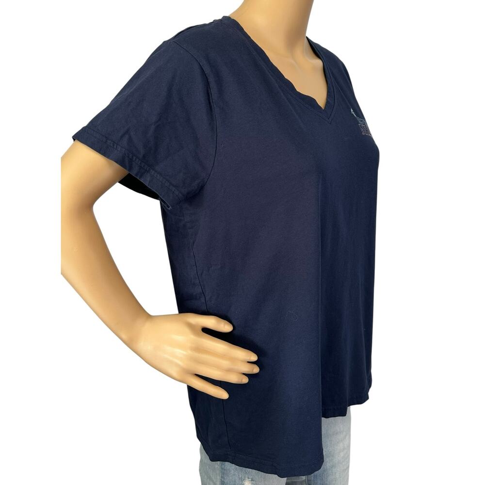 2/$30 Ariat Real Mama Hen Tee Navy Blue Size L - Picture 4 of 10
